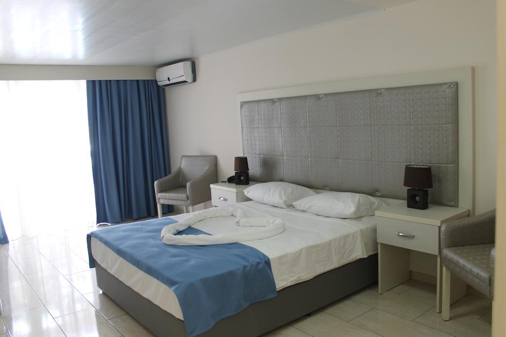 Club Alda Hotel Lapithos  Ruang foto