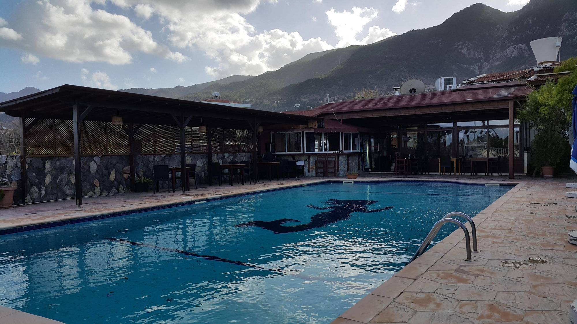 Club Alda Hotel Lapithos  Bagian luar foto